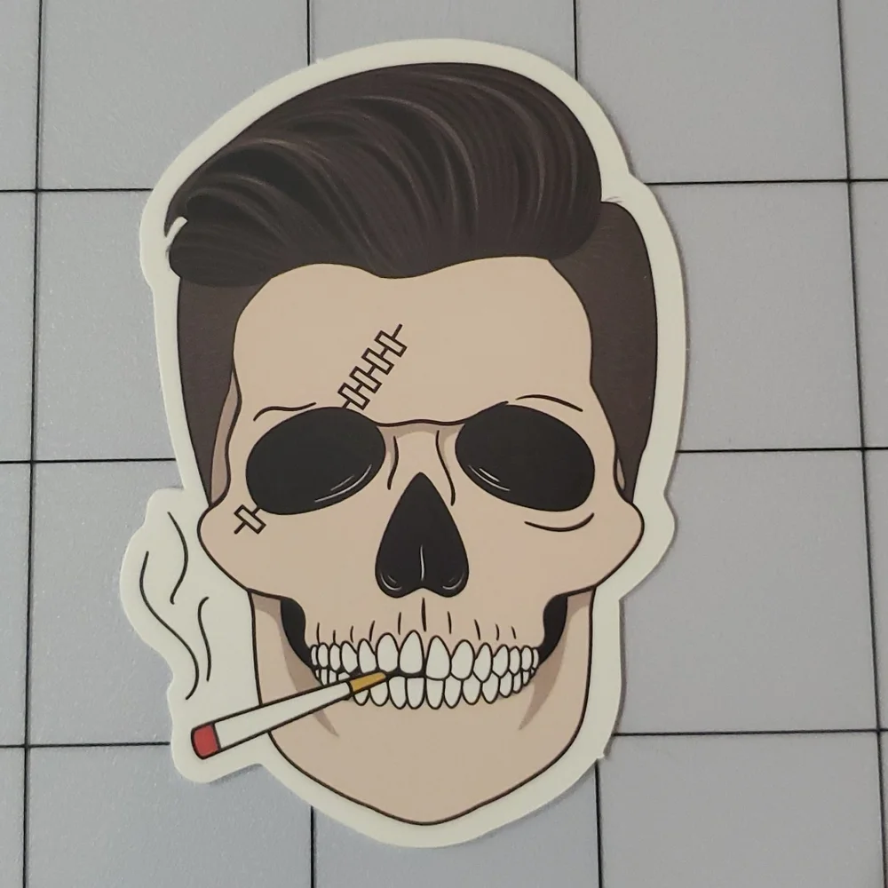 Skull Sticker - Picture 1 of 3